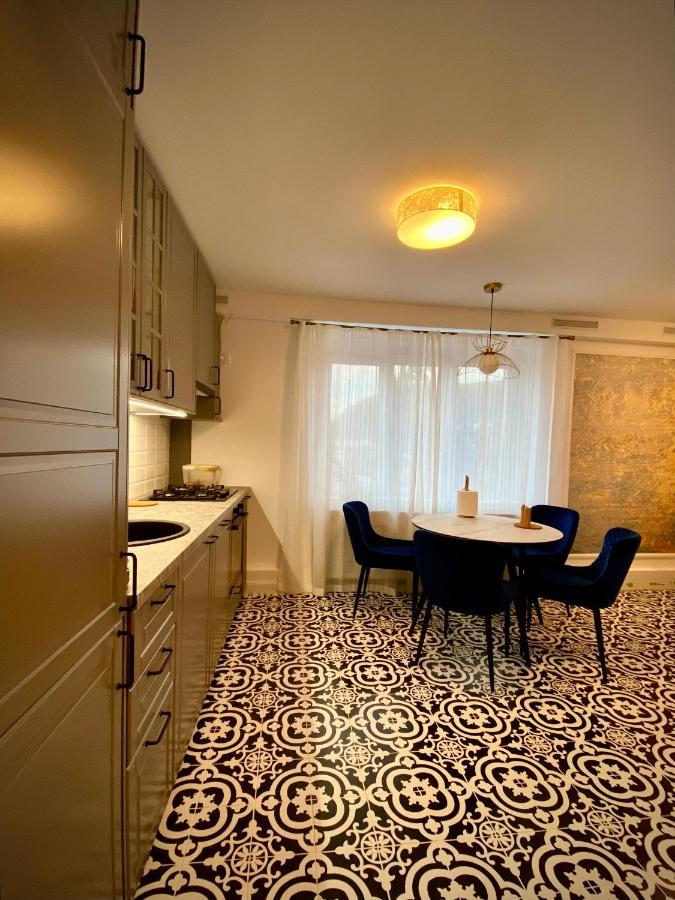 Cloos - Elegant Residence With Panoramic View ブラショフ エクステリア 写真